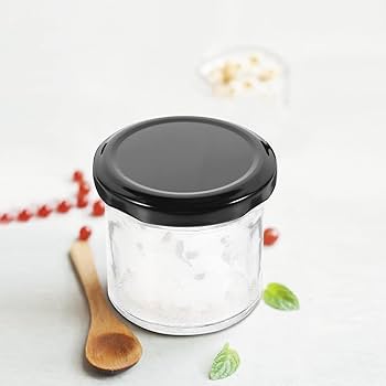 Amazon｜Kichvoe 6個 小さい ガラス 瓶 空 メイソン 瓶 黒 蓋